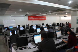 2012年專業(yè)技術(shù)人員計(jì)算機(jī)水平考試順利在培訓(xùn)中心開考